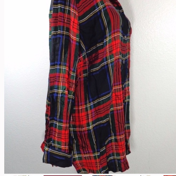 Button-Down Boyfriend Flannel - Picture 3 of 7